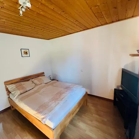 Derscheid Apartment *